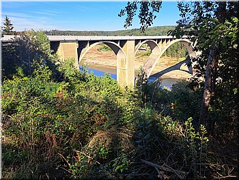 260928-PodolskyMost16.jpg