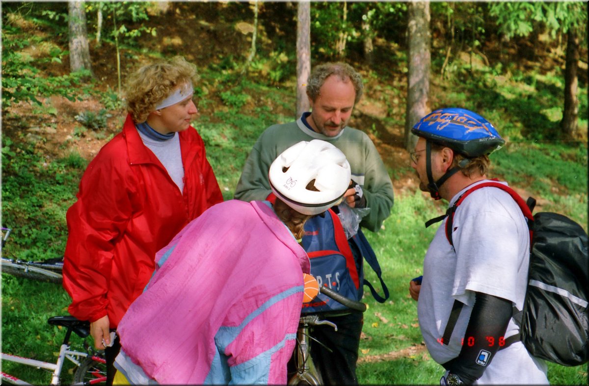 1998-10-04 BBCC Vojnikov chata 06 ---zneg.jpg