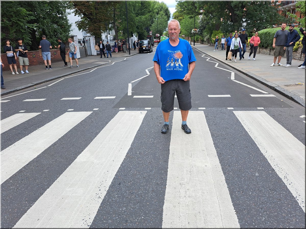 250726-Londyn-132207AbbeyRoad-prechod_H.jpg