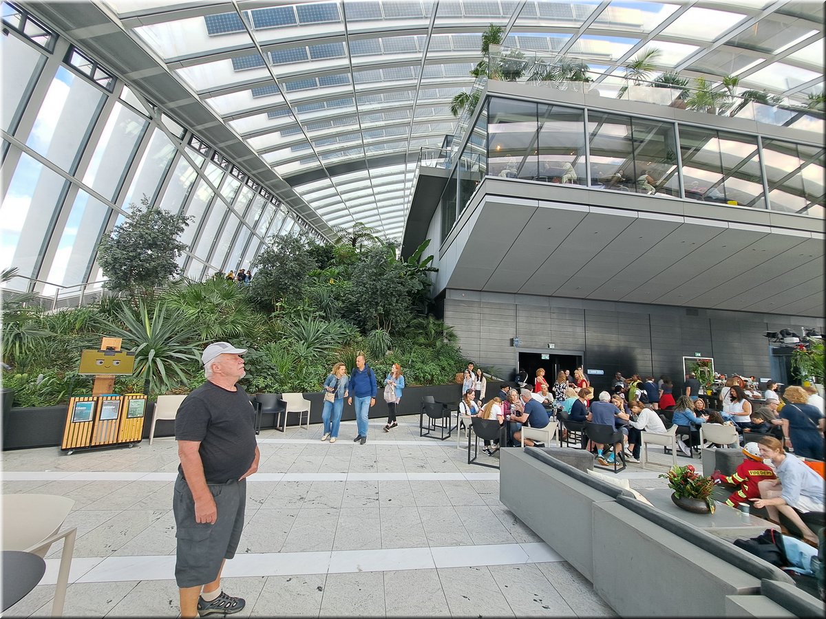 250728-Londyn-120120SkyGarden_Ad.jpg