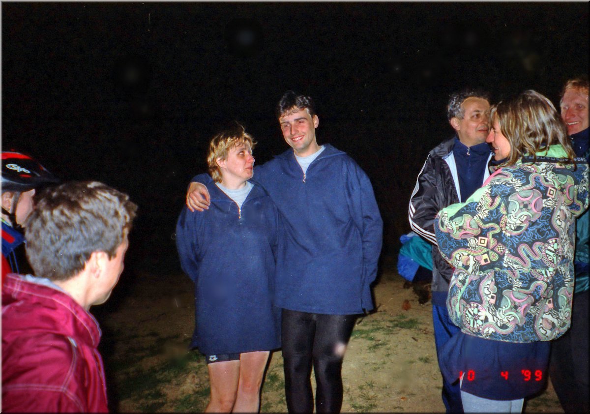 1999-04-10 BBCC OkoHoBu Vr a Vasek u ohne 6 ---zneg.jpg